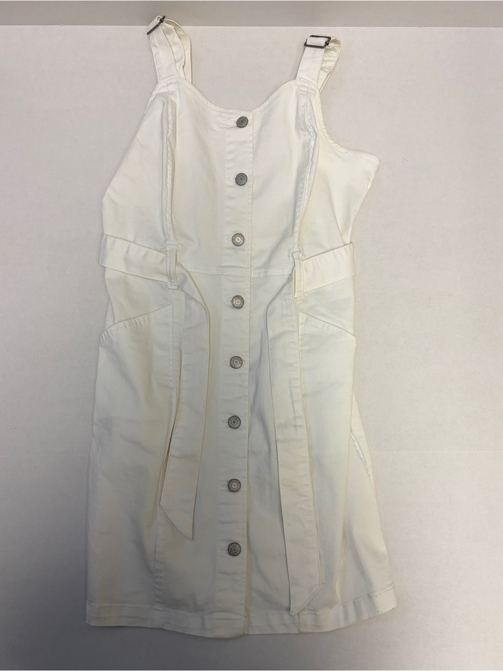 SO White Button Front Utility Dress Women’s Medium Adjustable Straps Belted
